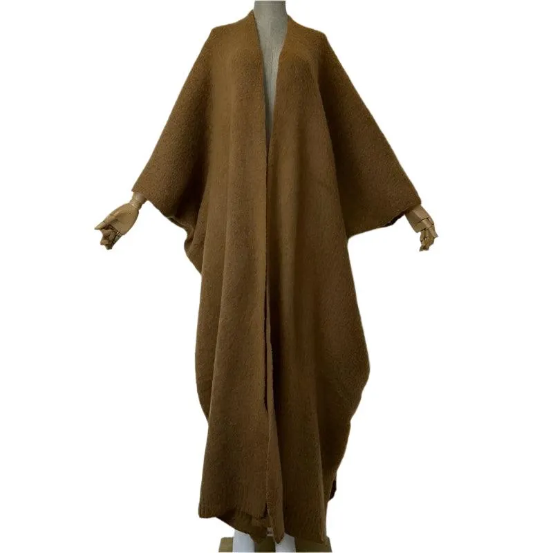 Elegant Winter Monochrome Fur Poncho Coat – Luxe & Cozy Abaya-Inspired Outerwear