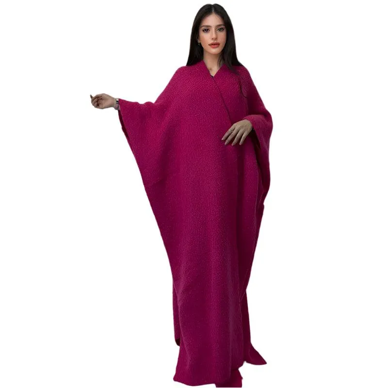 Elegant Winter Monochrome Fur Poncho Coat – Luxe & Cozy Abaya-Inspired Outerwear