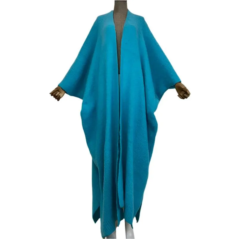 Elegant Winter Monochrome Fur Poncho Coat – Luxe & Cozy Abaya-Inspired Outerwear