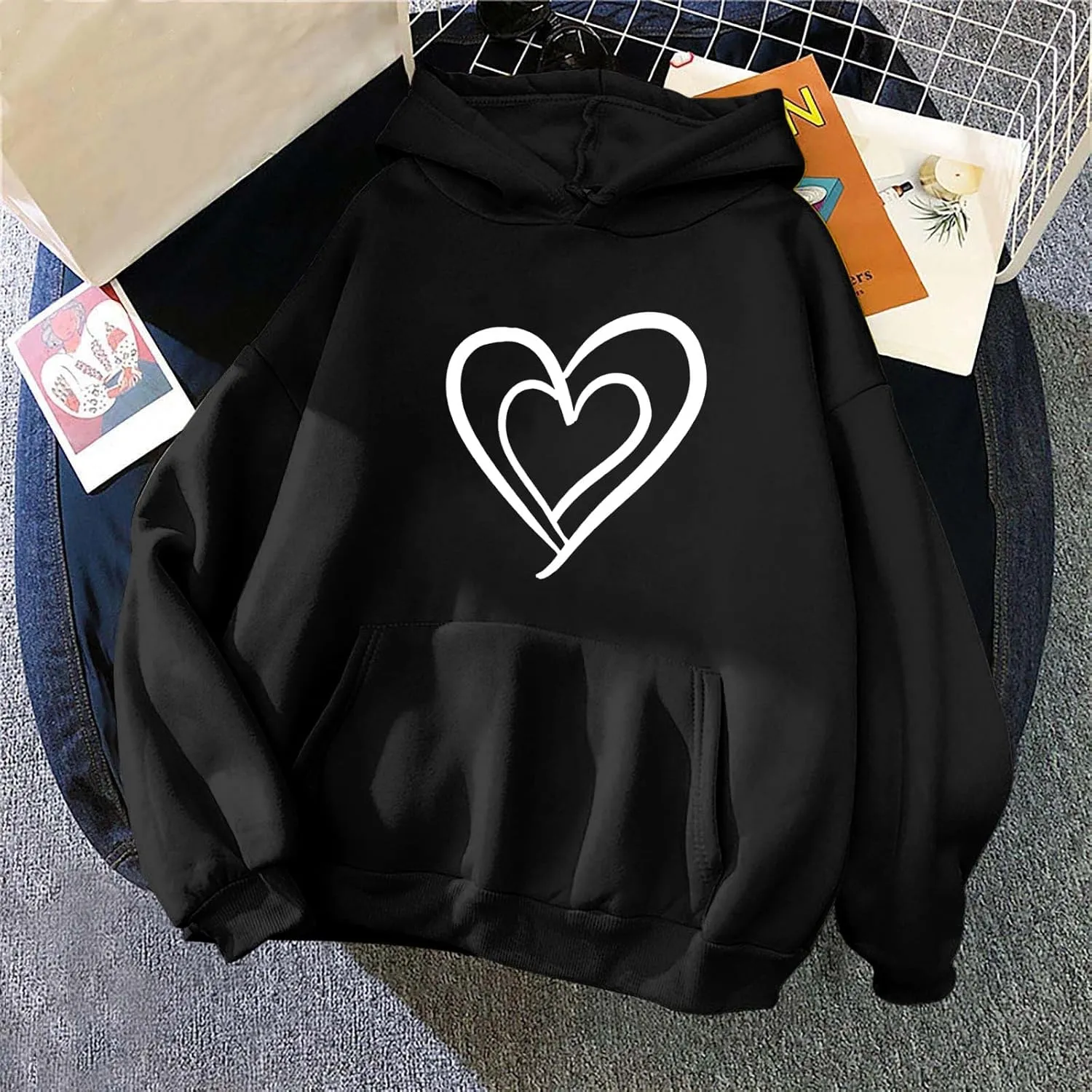 Heart Hoodies Women Graphic Sweatshirts Long Sleeve Pullover Sweater Oversized Tops Trendy Valentine's Day Outfits