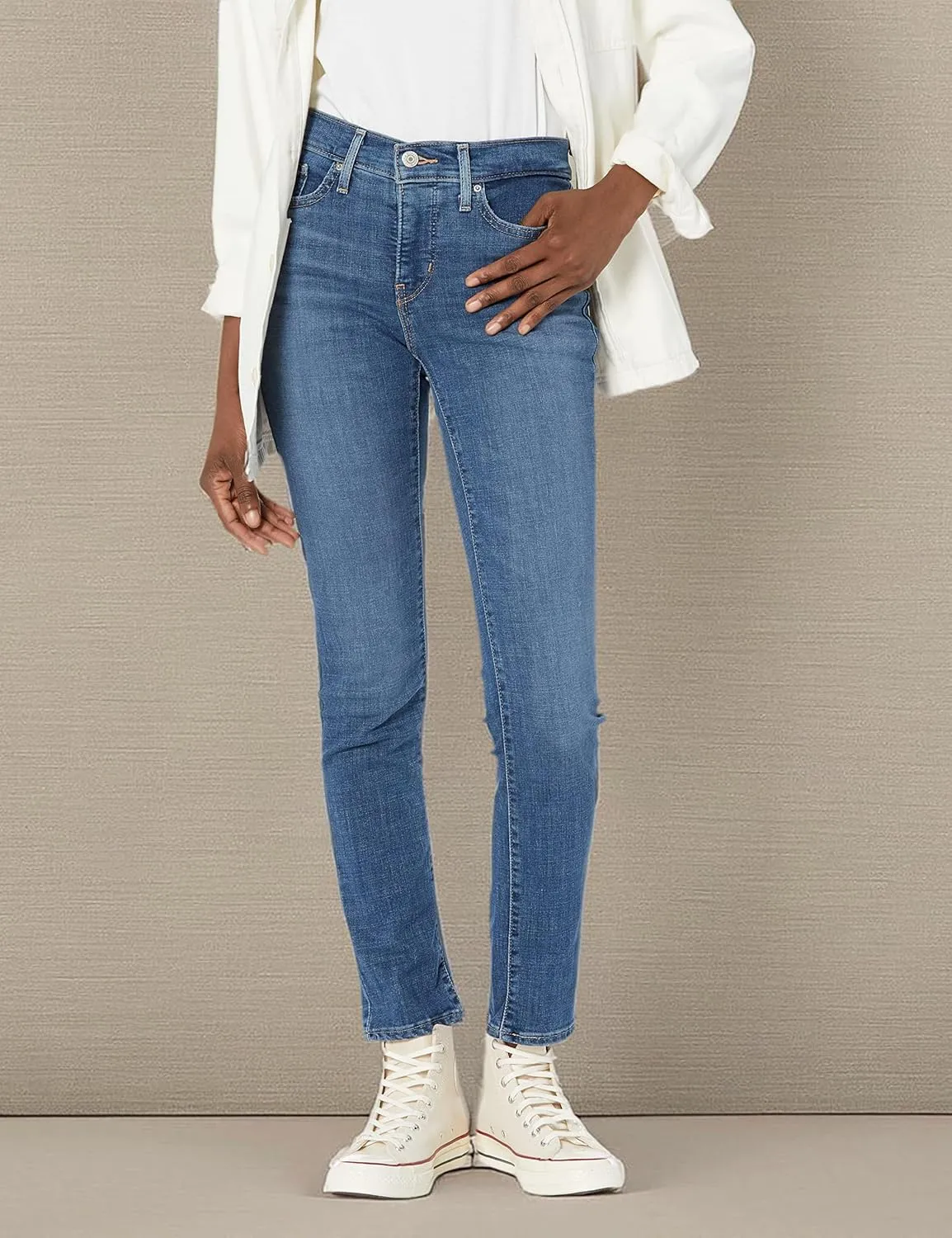 Levi's Women's 312 Shaping Slim Jeans