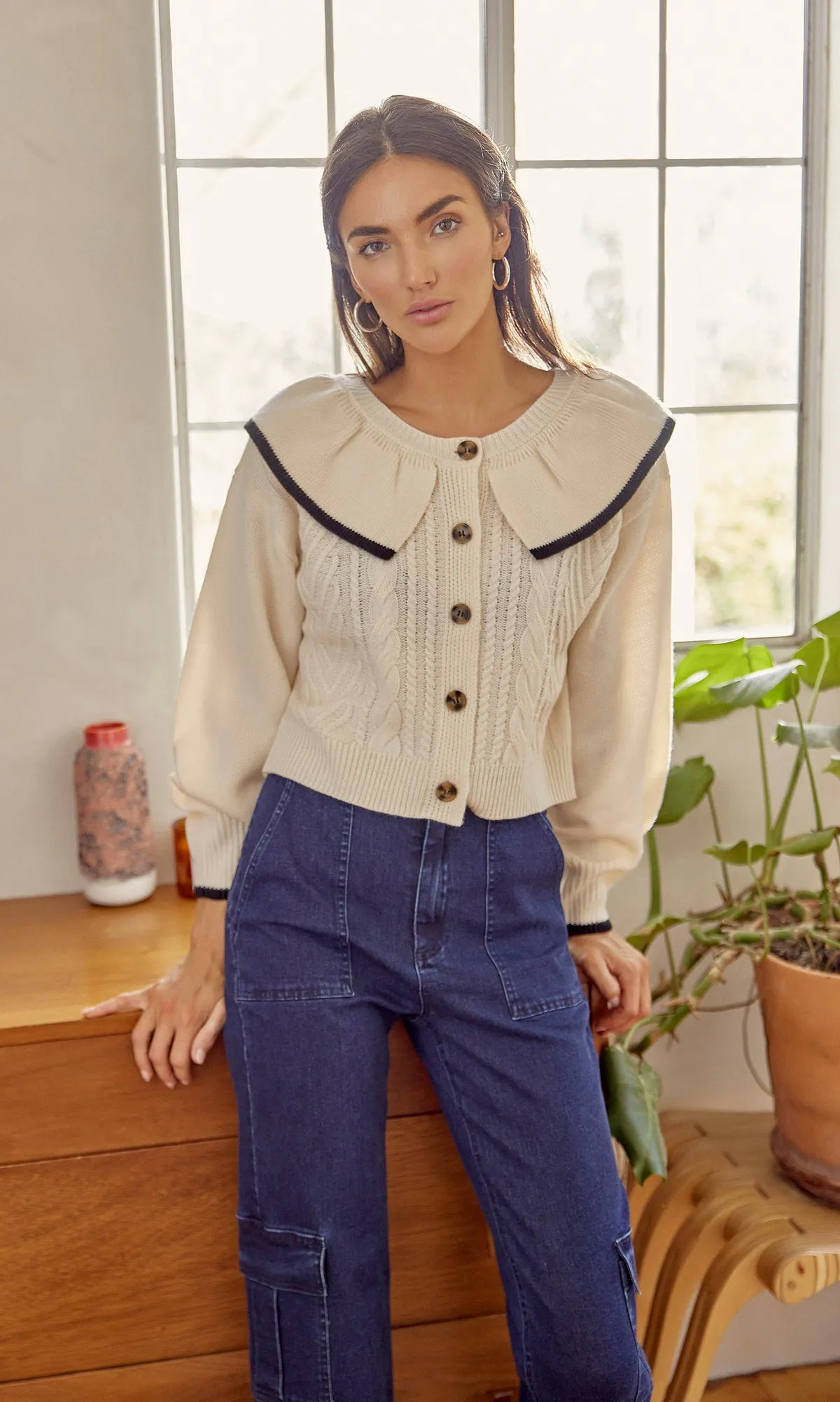 Perri Peter Pan Collar Knit Cardigan