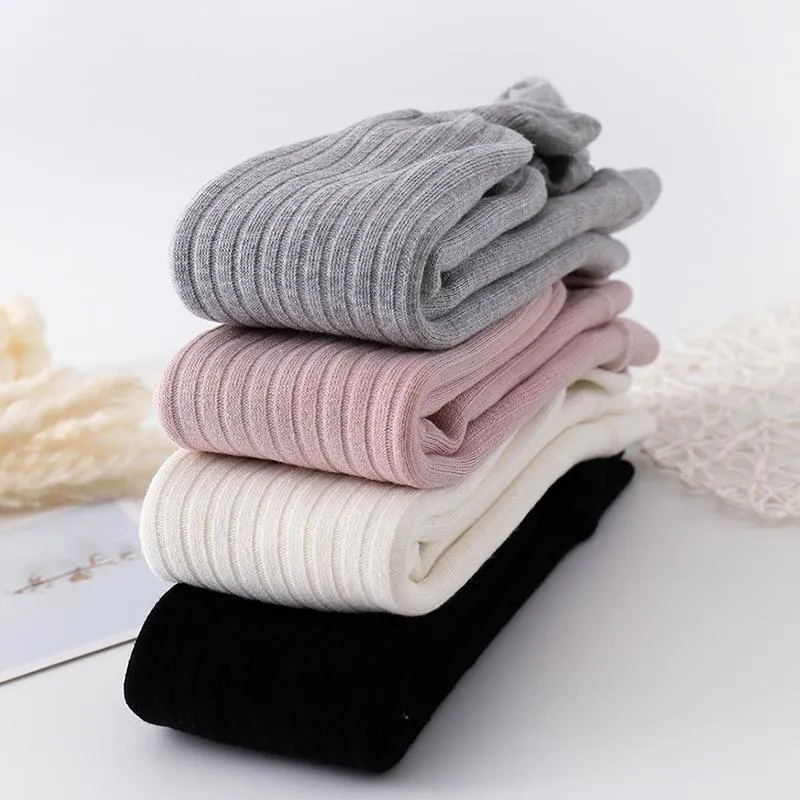 Sandra Bows Winter Plush Leggings