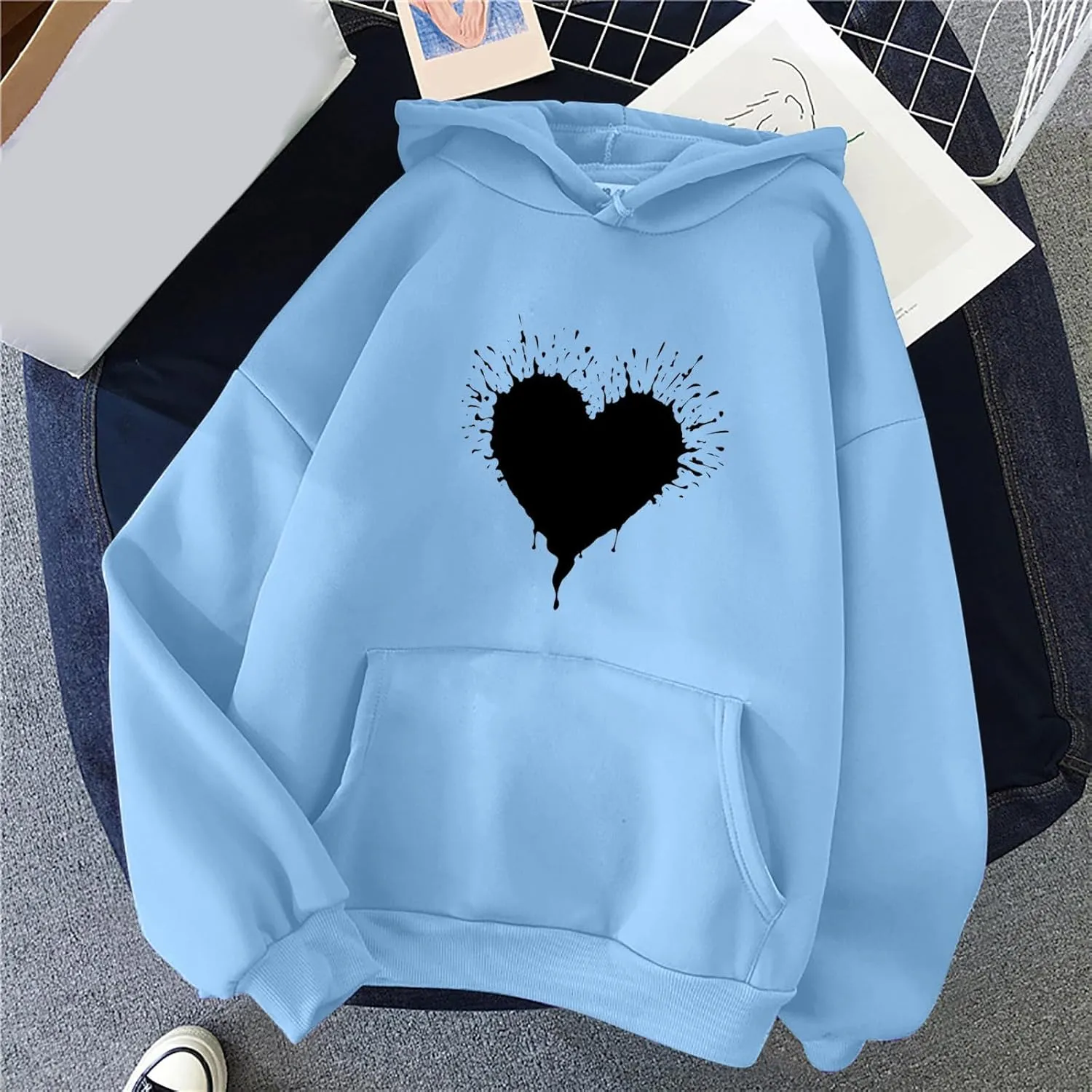 Women's Drawstring Hoodie Long Sleeve Heart Print Cute Pullovers Tops Trendy Kangaroo Pocket Casual Sweatshirt